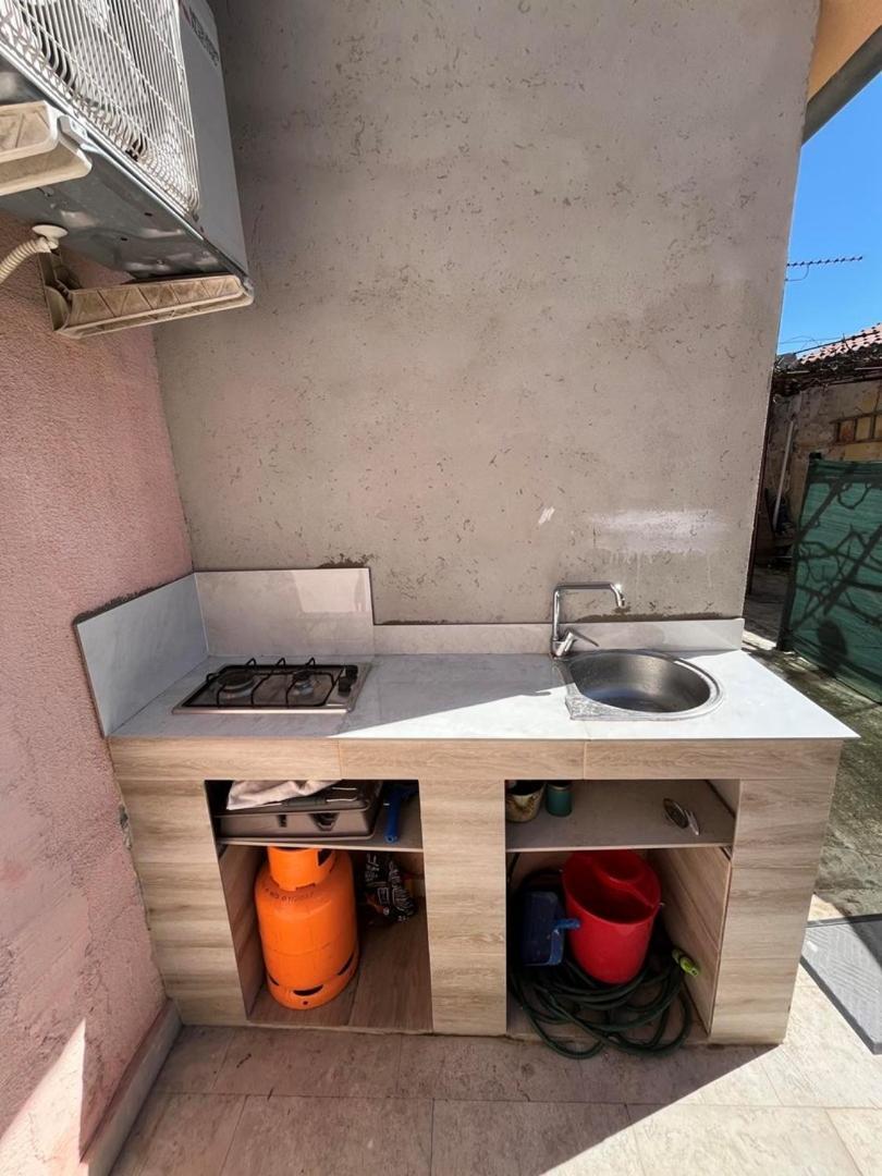 City Centre Apartment With Terrace 2 Πούλα Εξωτερικό φωτογραφία