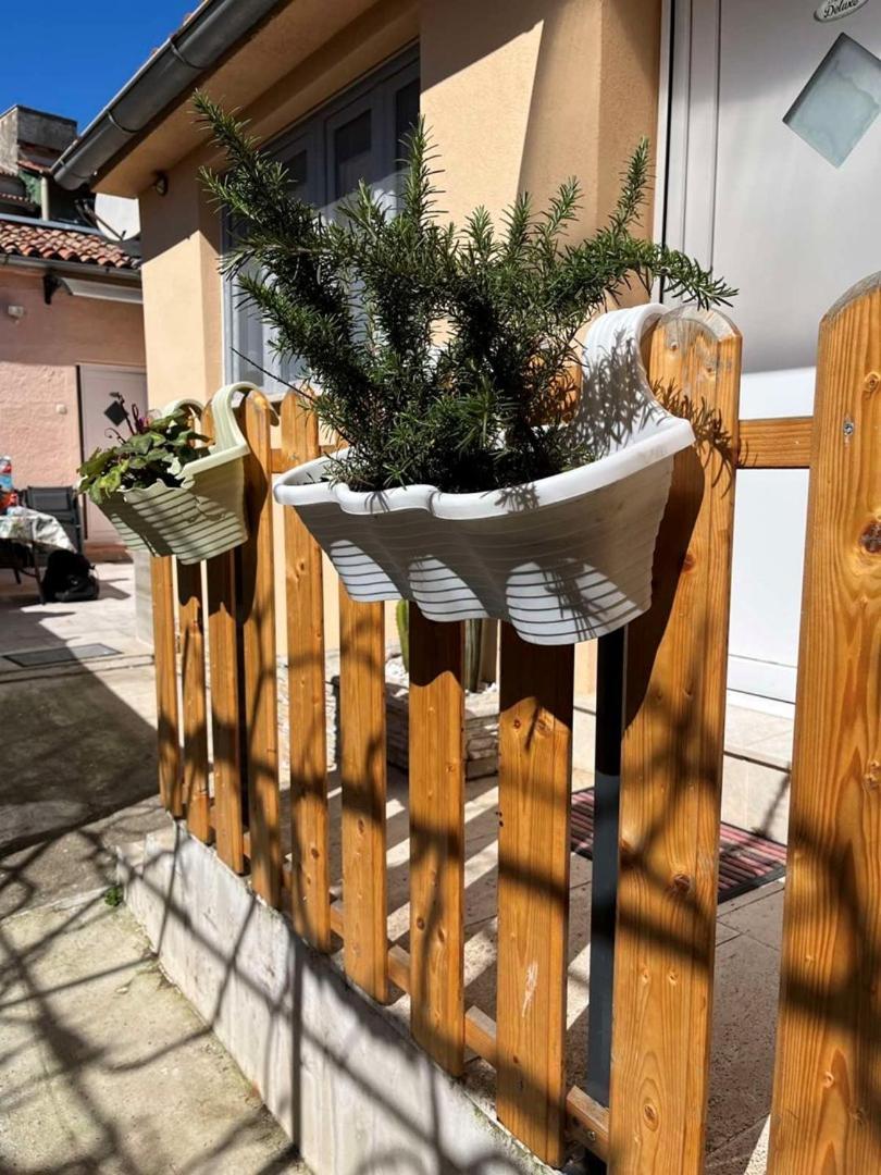 City Centre Apartment With Terrace 2 Πούλα Εξωτερικό φωτογραφία